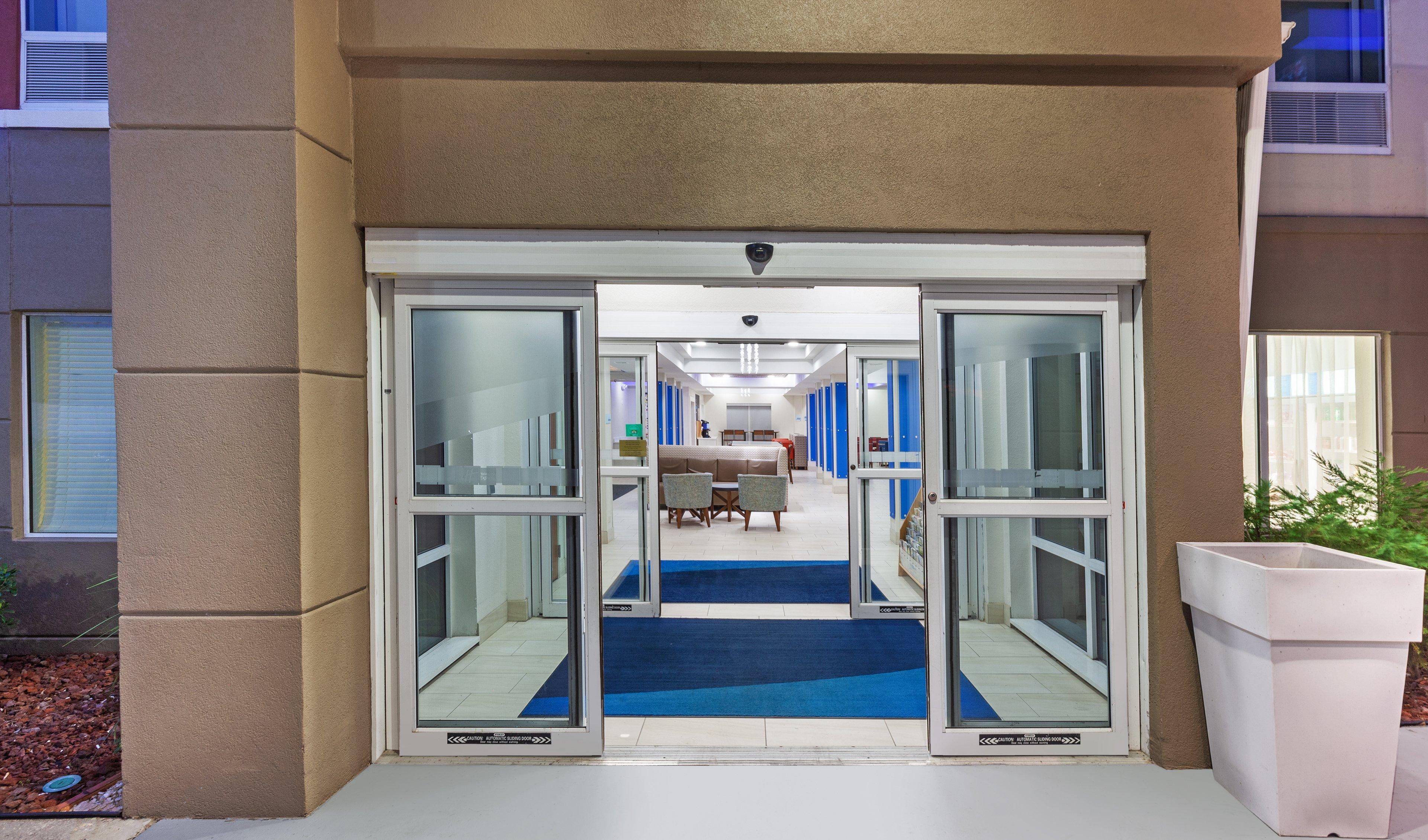 Holiday Inn Express New Orleans East By Ihg Nova Orleães Exterior foto