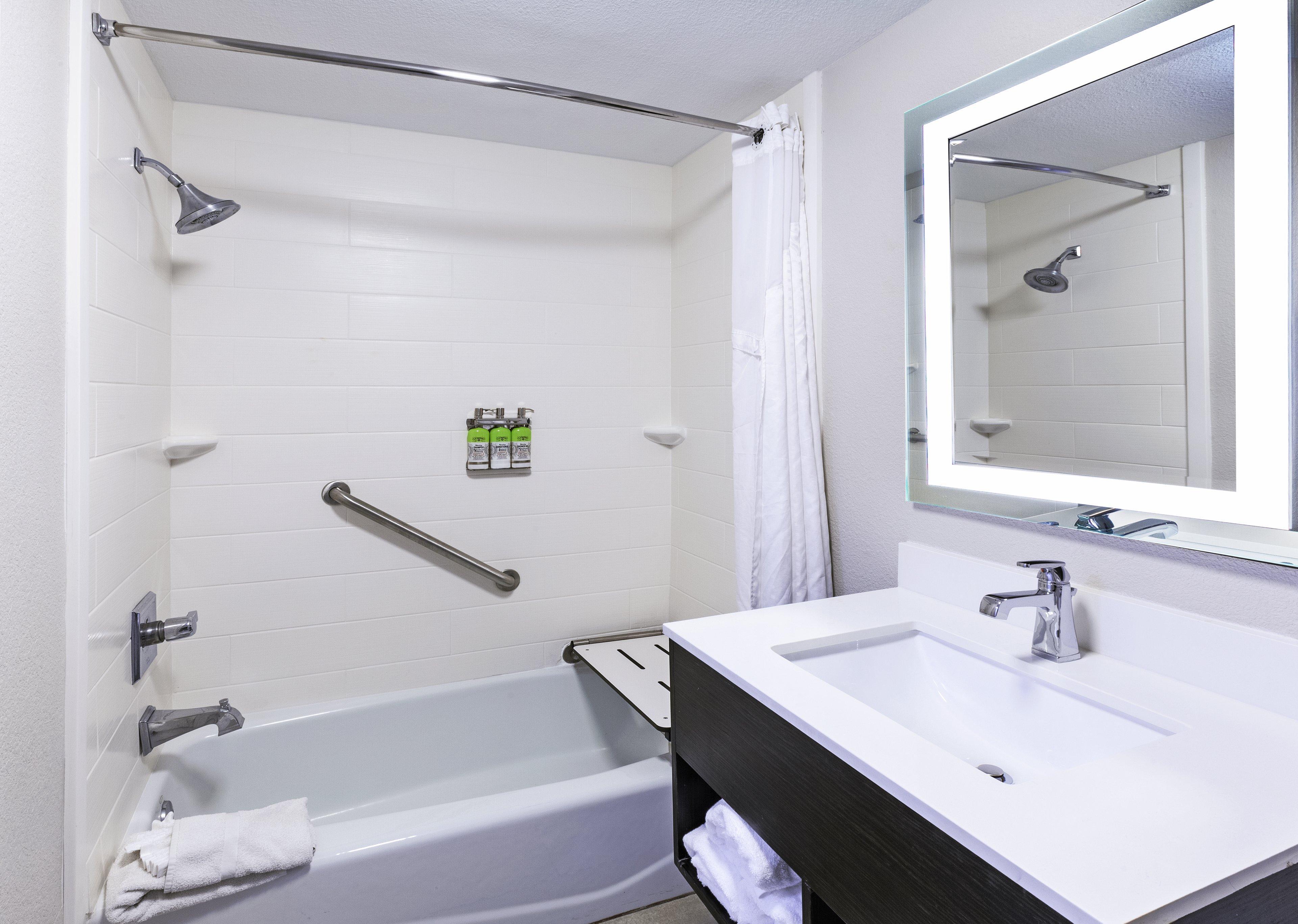 Holiday Inn Express New Orleans East By Ihg Nova Orleães Exterior foto
