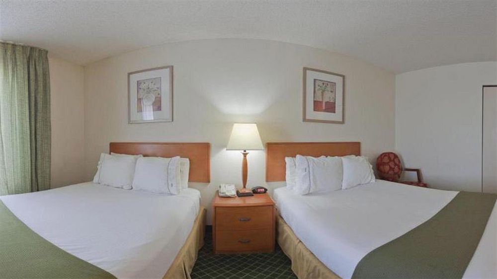 Holiday Inn Express New Orleans East By Ihg Nova Orleães Exterior foto