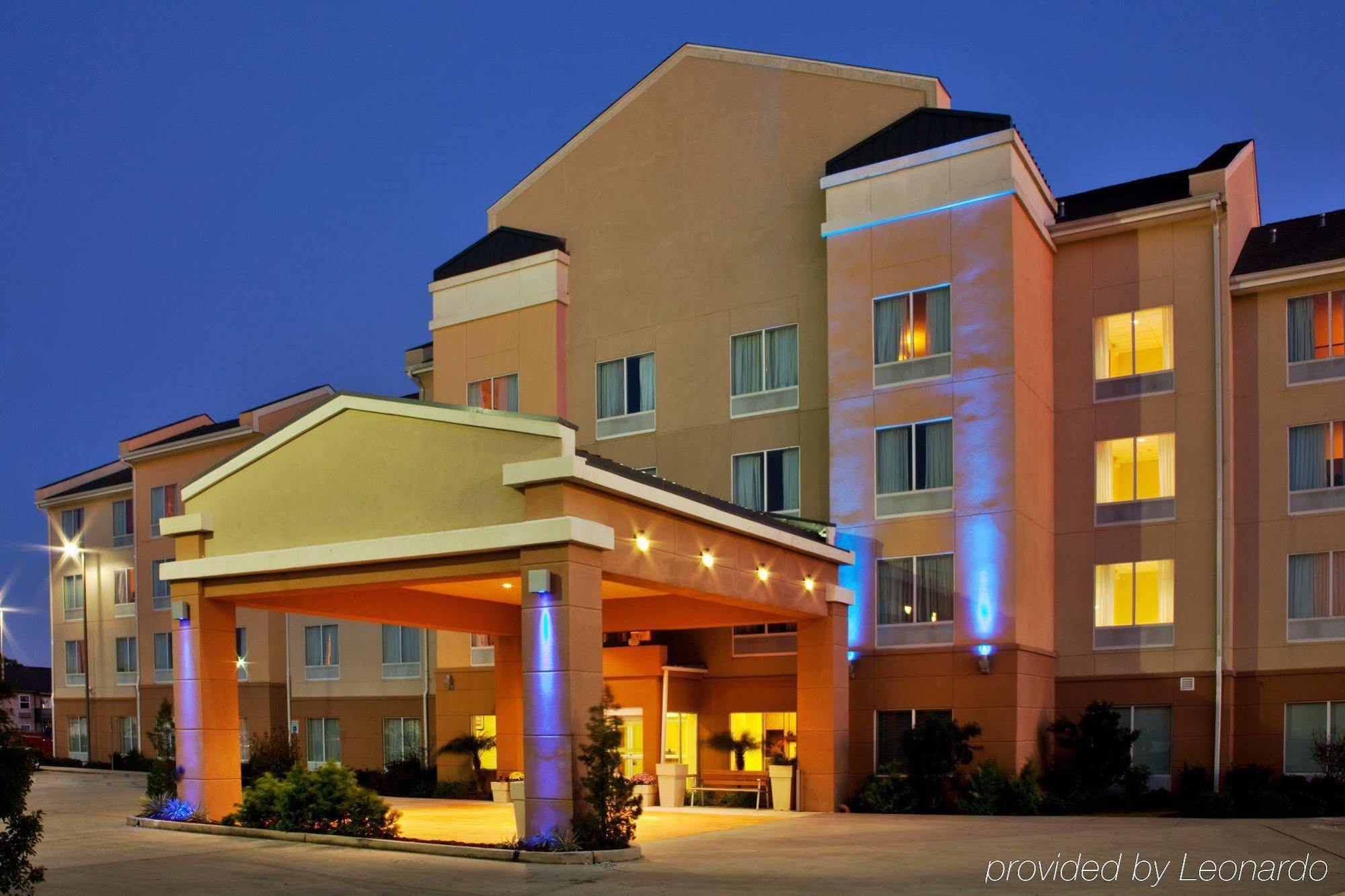 Holiday Inn Express New Orleans East By Ihg Nova Orleães Exterior foto
