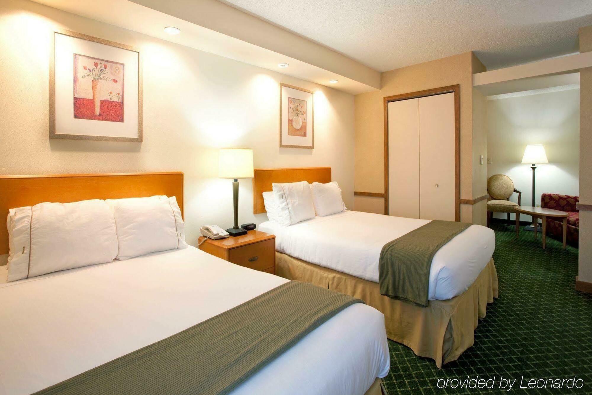 Holiday Inn Express New Orleans East By Ihg Nova Orleães Exterior foto
